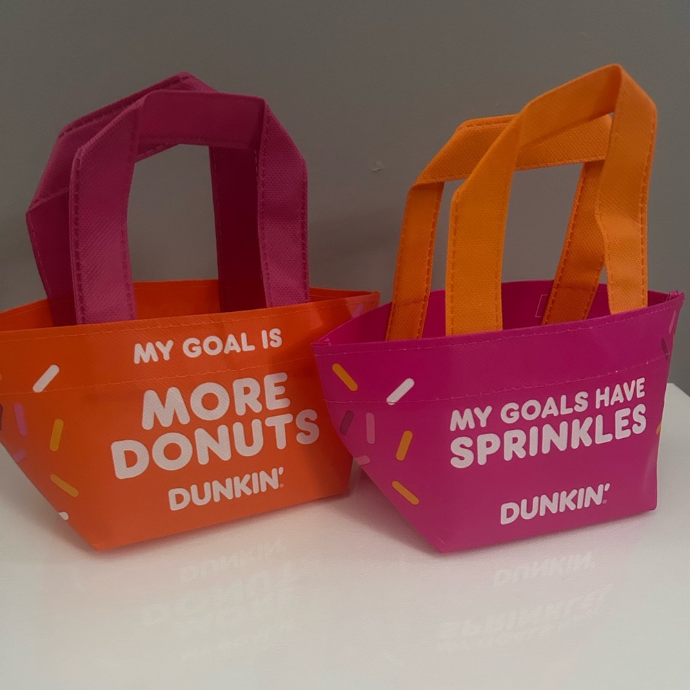 2026 Dunkin Donuts Limited Mini Tote New Years- Pink and Orange Set of 3